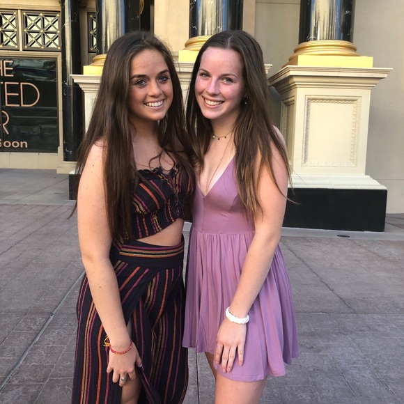 Meet your Posher, Kate - Picture 3 of 4